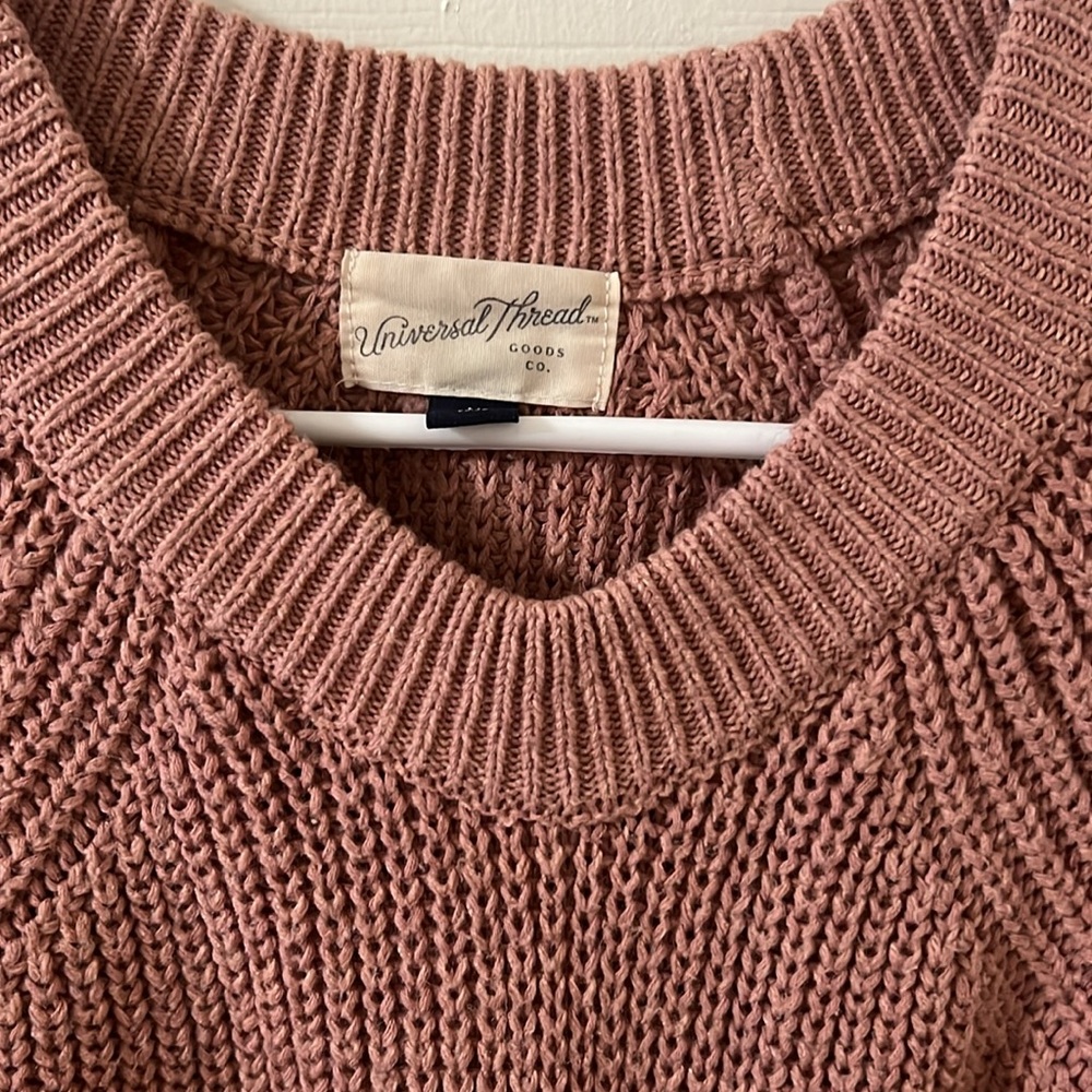 Universal Thread Women's Pink Sweater